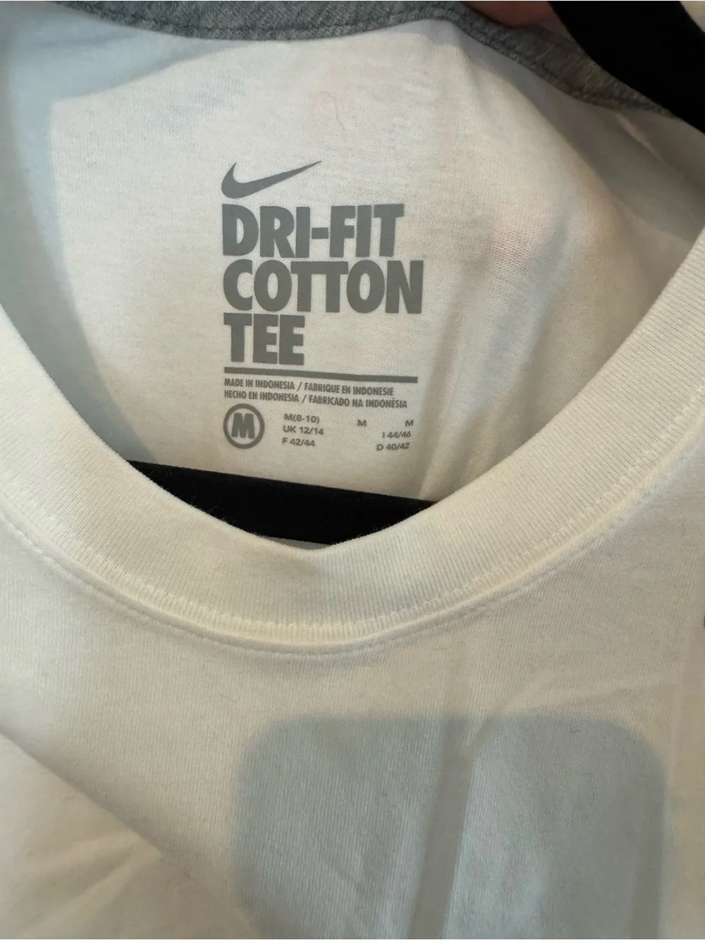 Nike Women's Tee - White & Black